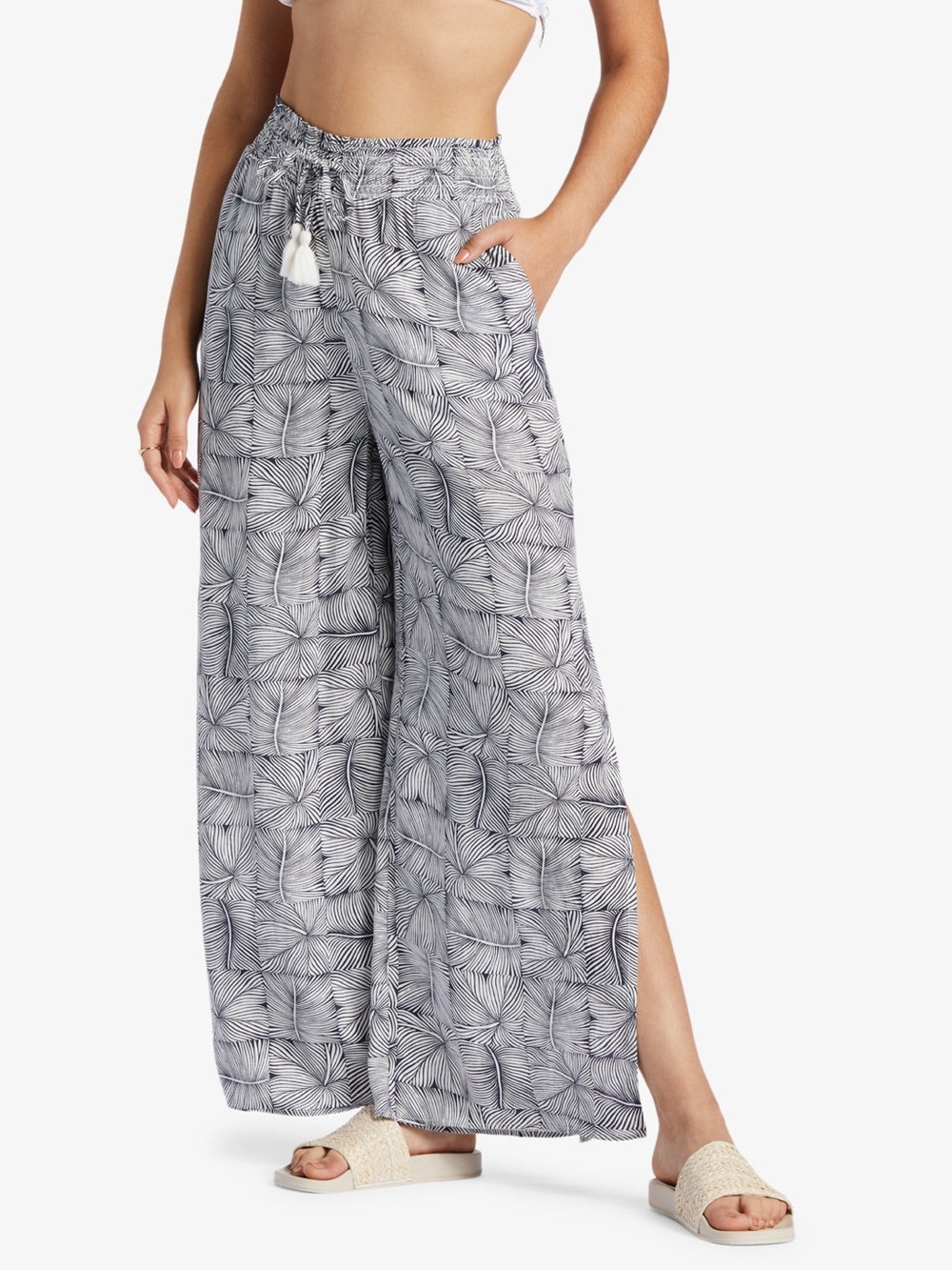 ROXY Tropical Rhythm Wide Leg Beach Pants - Black & White Leaf Print Size L